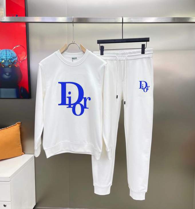 Picture of Dior Sweater Suits _SKUDiorM-5XLkdtn16438778
